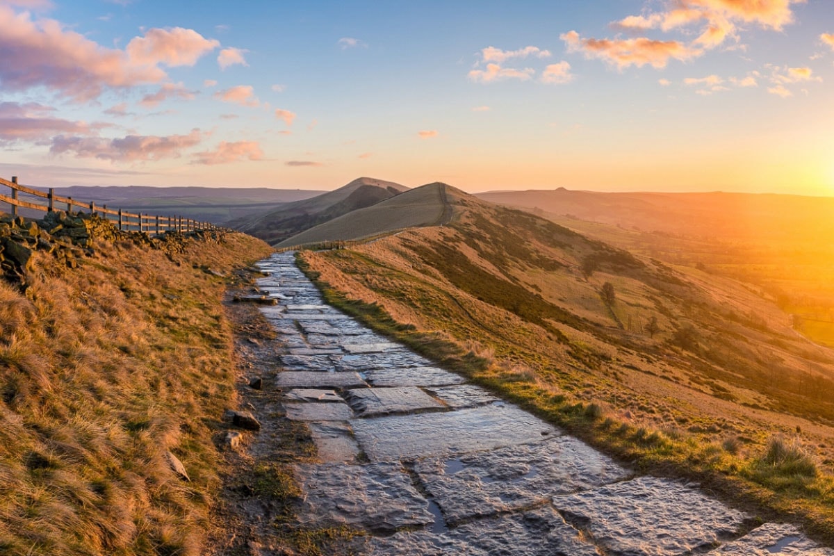 The Great Ridge, Peak District, England