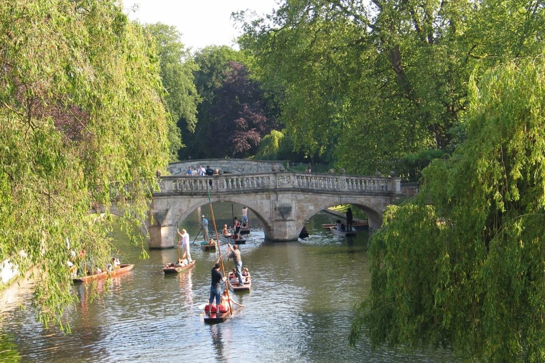 punting tours in cambridge