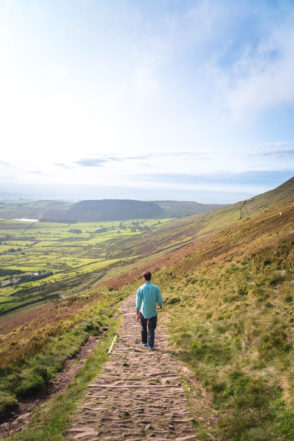 A Detailed Guide To The Pendle Hill Walk, England (2024 Guide)