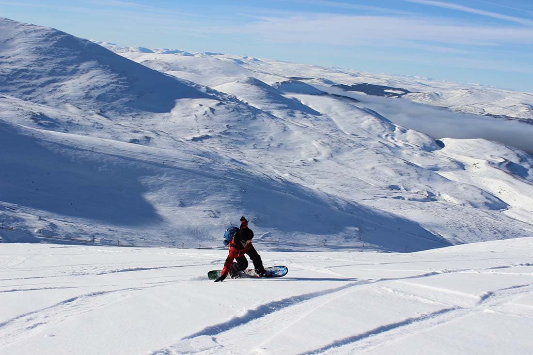 skiing in scotland