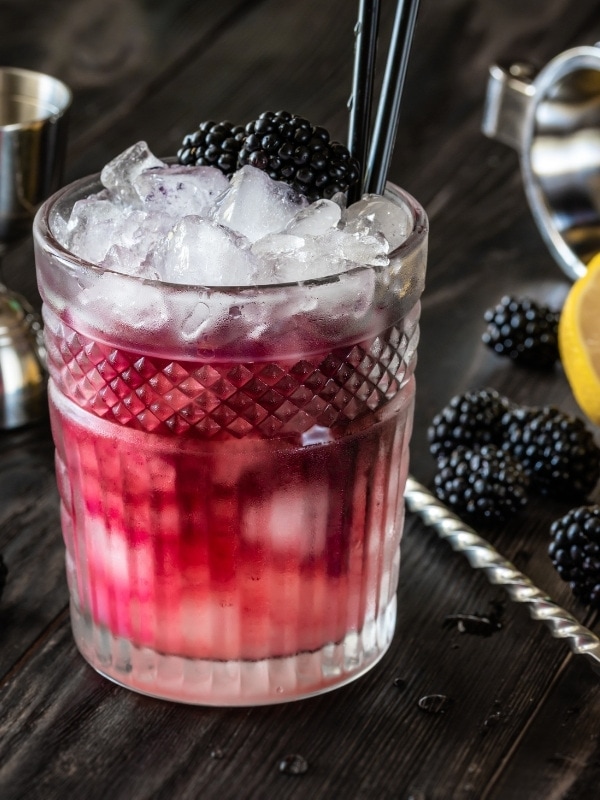 Bramble cocktail