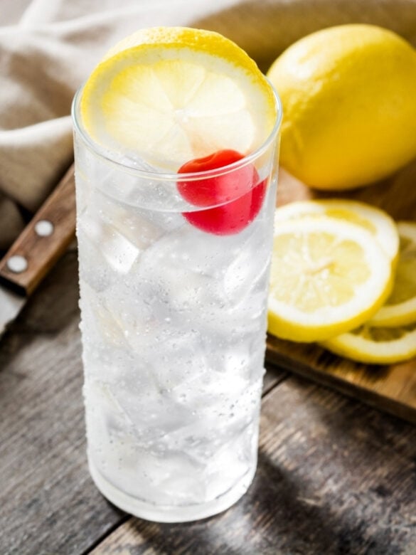 7 Classic British Cocktails + Recipes