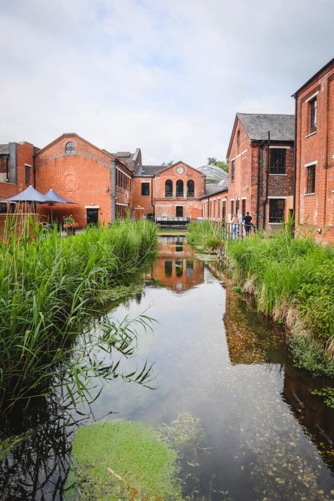 bombay sapphire distillery tour