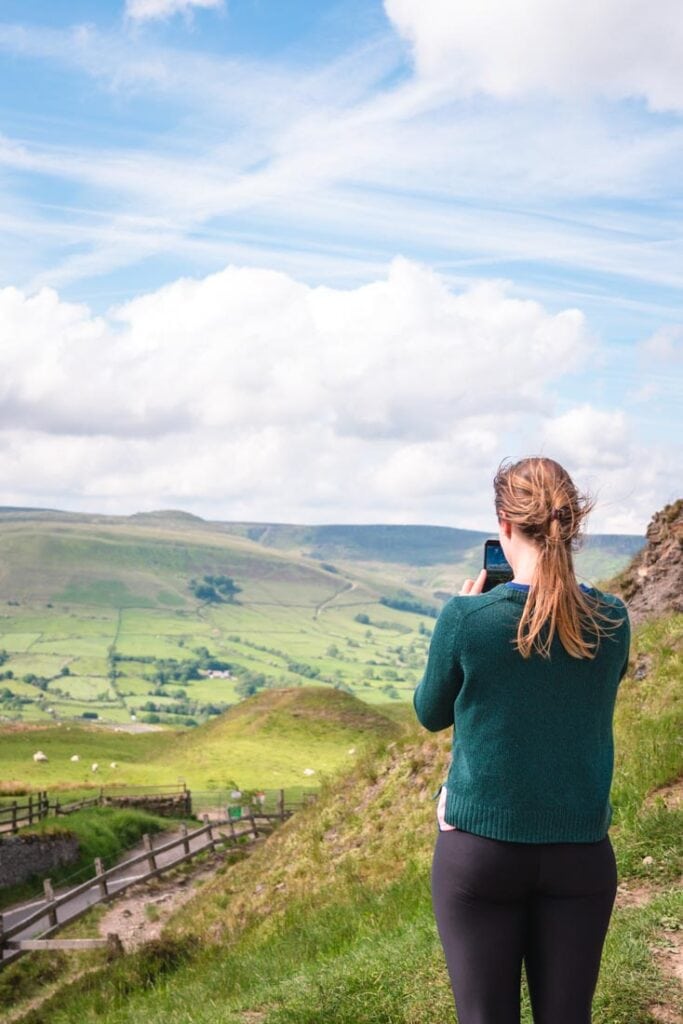 hiking in the peak district