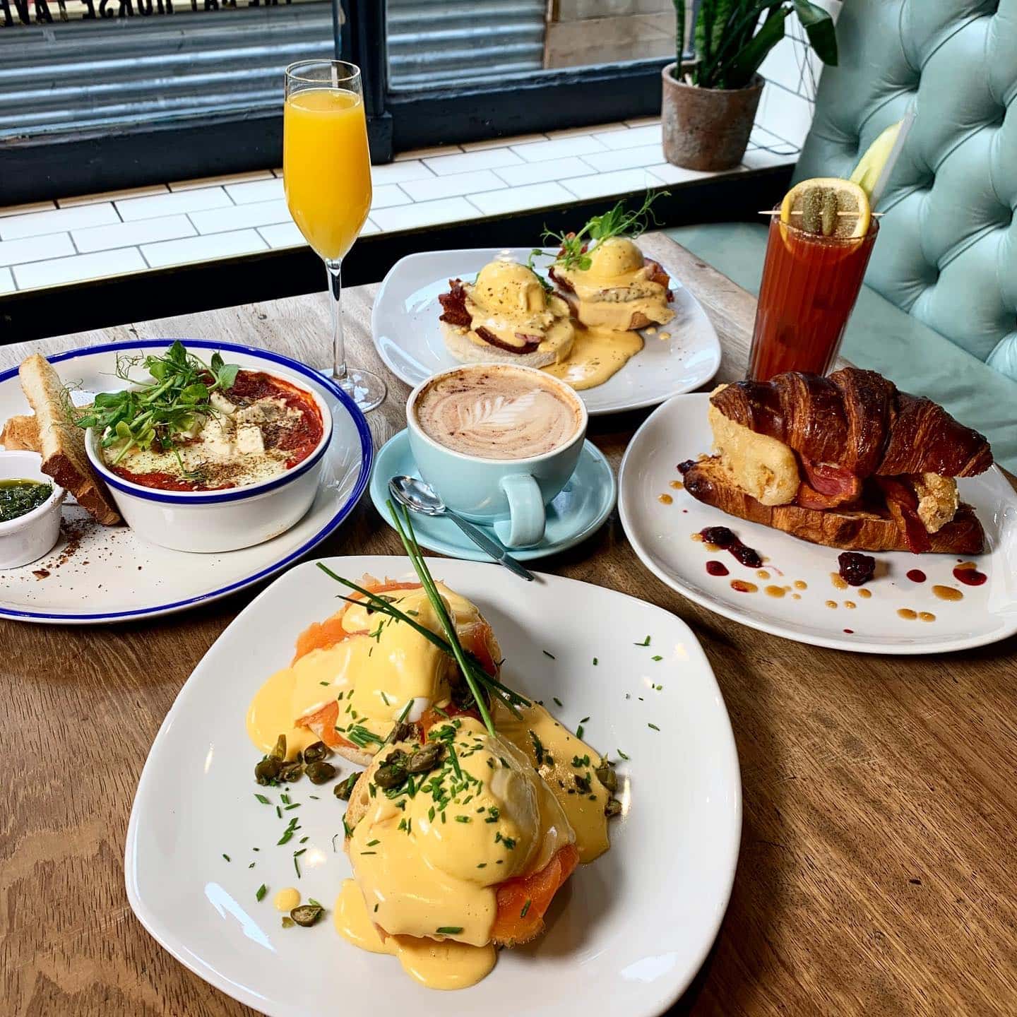 13 Best Bottomless Brunches in Manchester (2023)