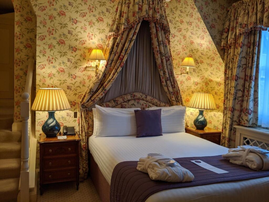 cotswolds lodge hotel 2