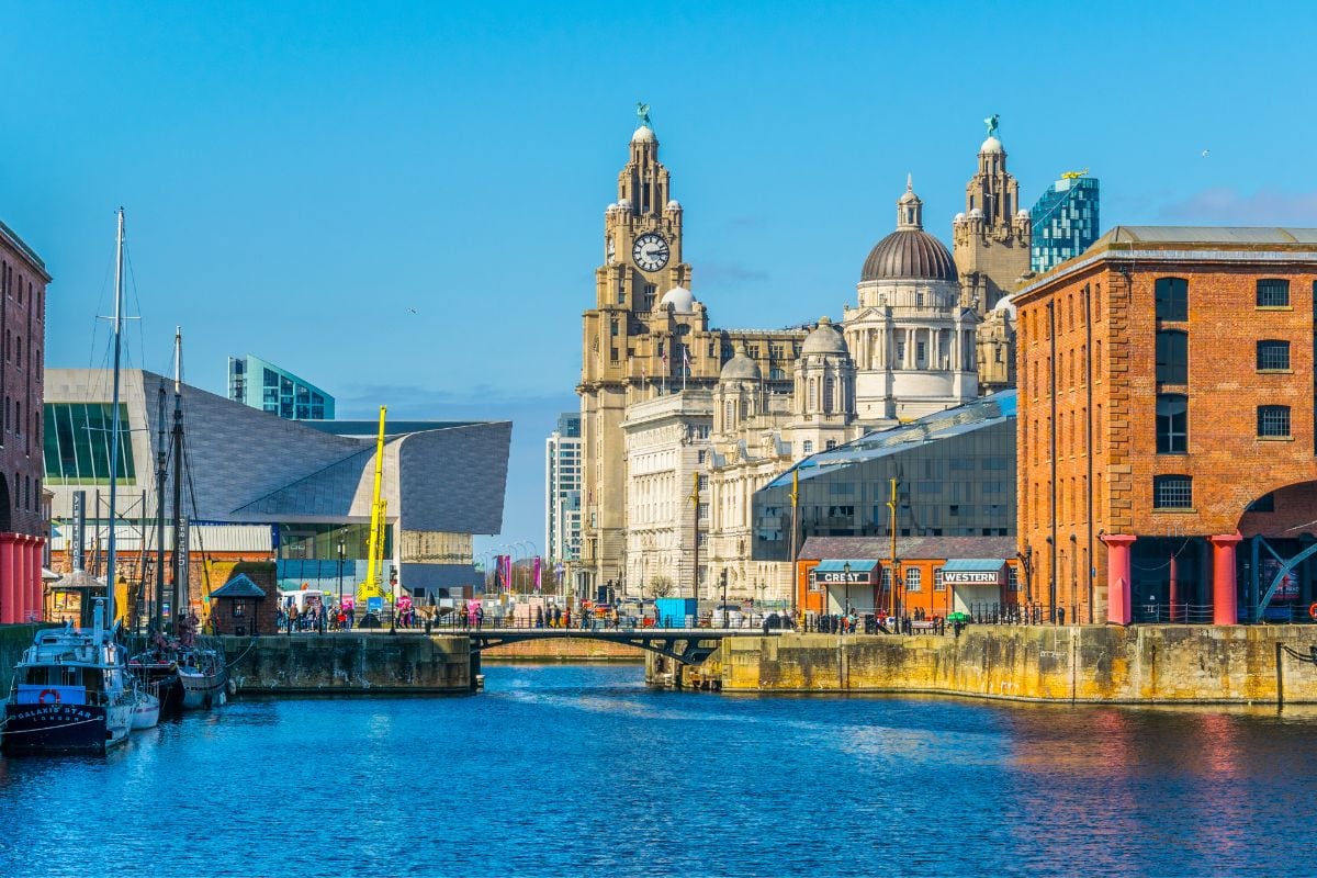 where to stay in liverpool