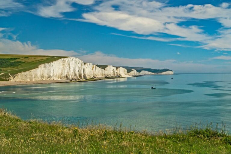 13 BEST Day Trips from Brighton, England