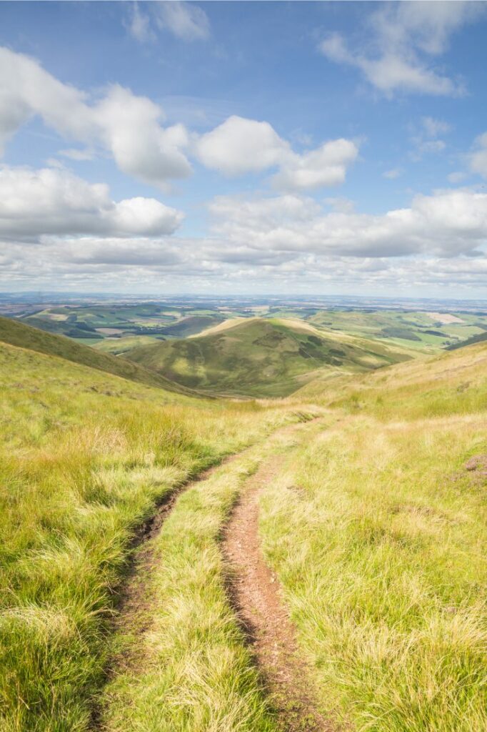 hiking united kingdom