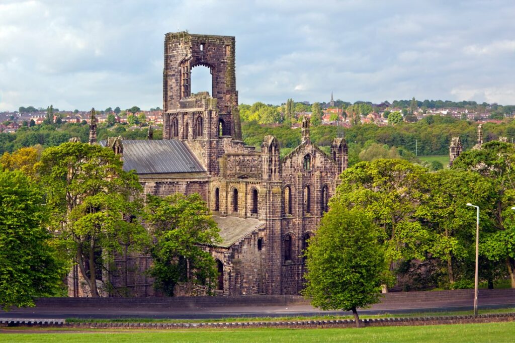 kirkstall abbey