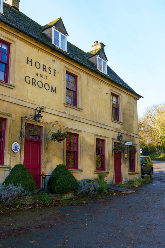 Horse and Groom pub