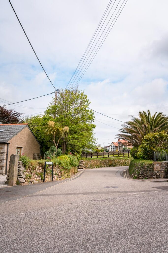 fore street in porthleven